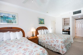 Tween Waters Inn