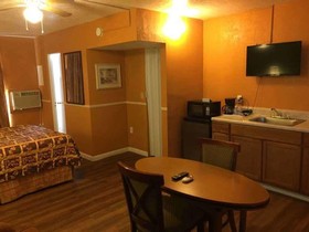 Delux Inn Clearwater