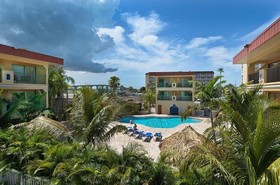 Coconut Cove All-Suite Hotel