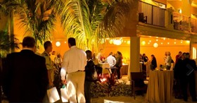 Coconut Cove All-Suite Hotel