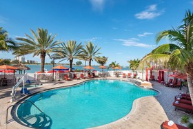 Hampton Inn & Suites Clearwater Beach