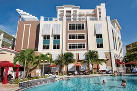 Hampton Inn & Suites Clearwater Beach