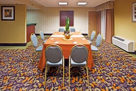 Holiday Inn Express Clearwater East - Icot Center