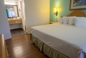 Rodeway Inn Clearwater - Central