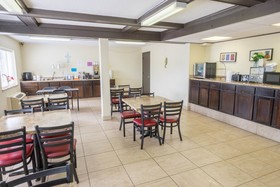 Rodeway Inn Clearwater - Central