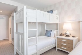Wyndham Grand Clearwater Beach