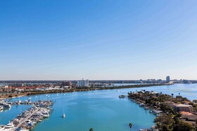Wyndham Grand Clearwater Beach