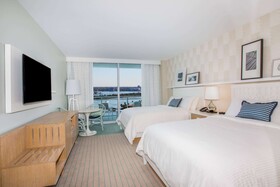 Wyndham Grand Clearwater Beach