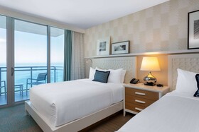 Wyndham Grand Clearwater Beach