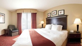 Holiday Inn Express Hotel & Suites Clewiston