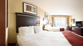 Holiday Inn Express Hotel & Suites Clewiston
