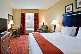 Holiday Inn Express Hotel & Suites Clewiston