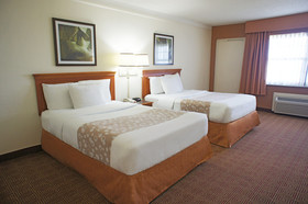 La Quinta Inn & Suites by Wyndham Coral Springs University Drive
