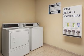 Country Inn & Suites by Radisson, Crestview, FL