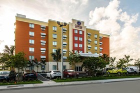 Comfort Suites Fort Lauderdale Airport South & Cruise Port