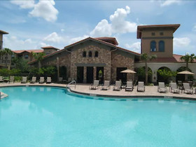 Bella Piazza