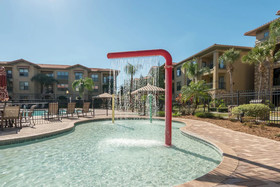 Bella Piazza