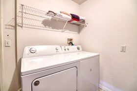 Camile's Sandy Ridge Vacation Home