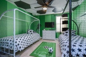 Champions Gate by iHome Resort