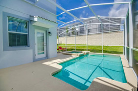 Champions Gate by iHome Resort