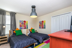 Champions Gate by iHome Resort