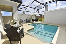 Champions Gate by iHome Resort