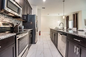 Champions Gate by iHome Resort