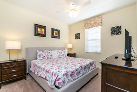 Champions Gate by iHome Resort