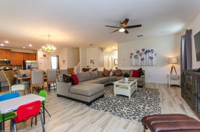 Champions Gate by iHome Resort