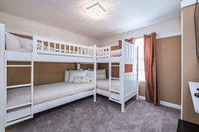 Champions Gate by iHome Resort