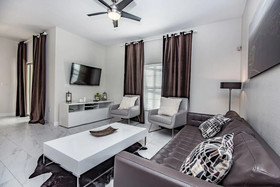 Champions Gate by iHome Resort