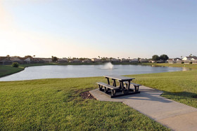 Hampton Lakes