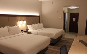 Holiday Inn Express & Suites Orlando South-Davenport