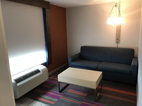 Holiday Inn Express & Suites Orlando South-Davenport