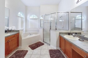 Jagjits Tuscan Hills Vacation Home