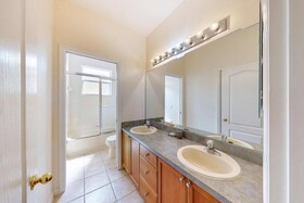 Jagjits Tuscan Hills Vacation Home