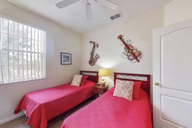 Jagjits Tuscan Hills Vacation Home