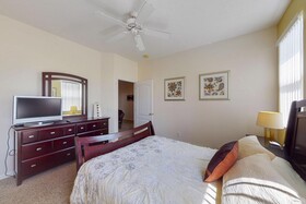 Jagjits Tuscan Hills Vacation Home