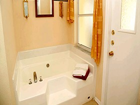 Loyalty Vacation Homes