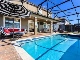Loyalty Vacation Homes