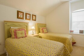 Marbella North by Redawning