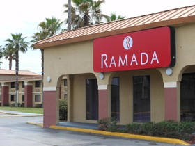 Ramada by Wyndham Davenport Orlando South