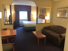 Holiday Inn Express & Suites Ft. Lauderdale Airport West