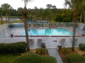 Days Inn by Wyndham Daytona Beach Speedway