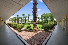 Days Inn by Wyndham Daytona Beach Speedway