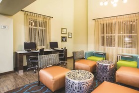La Quinta Inn & Suites by Wyndham Oceanfront Daytona Beach