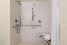 Baymont by Wyndham Daytona Beach/Intl Speedway
