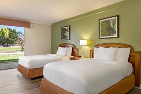 Baymont by Wyndham Daytona Beach/Intl Speedway