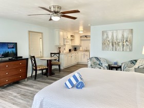 Mick's Beach Hideaway