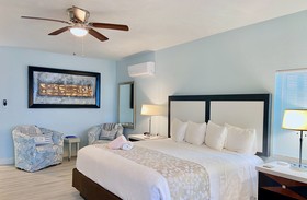 Mick's Beach Hideaway